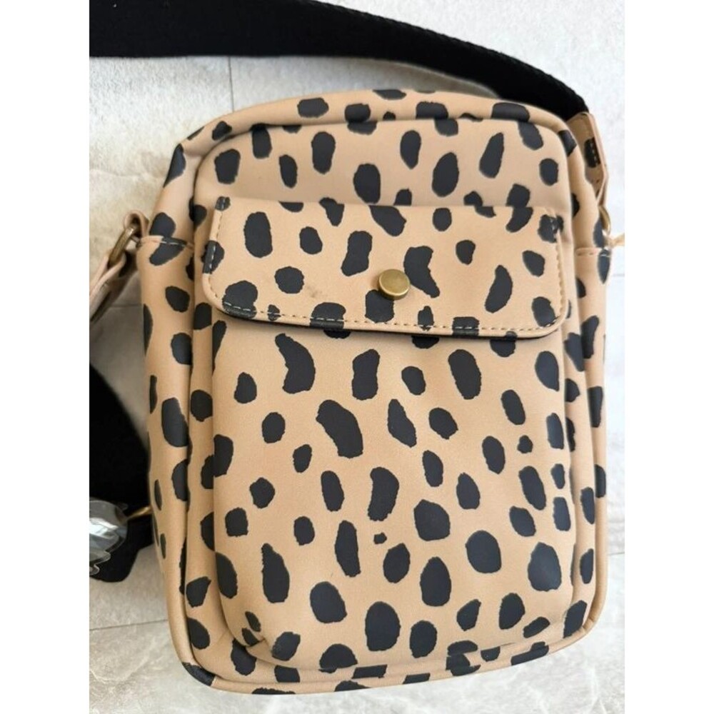 Cheetah print crossbody bag purse